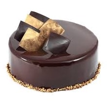 3. İddialı Bir Tatlı: 2-3 Kişilik Çikolatalı Yaş Pasta ile Keyifli Anlar